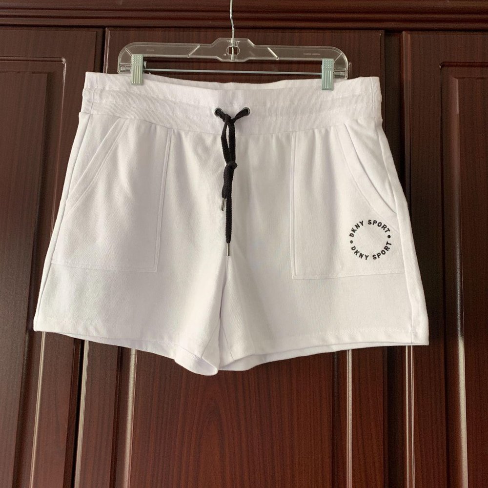DNKY Sport White Shorts L